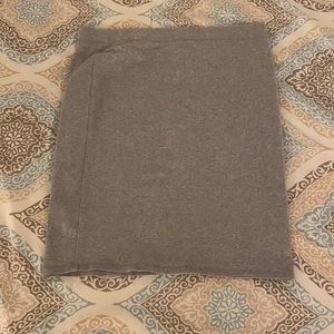 Grey pencil skirt
